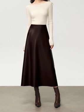 NWT Commense Brown Faux Leather Pleated Midi Skirt – Size S